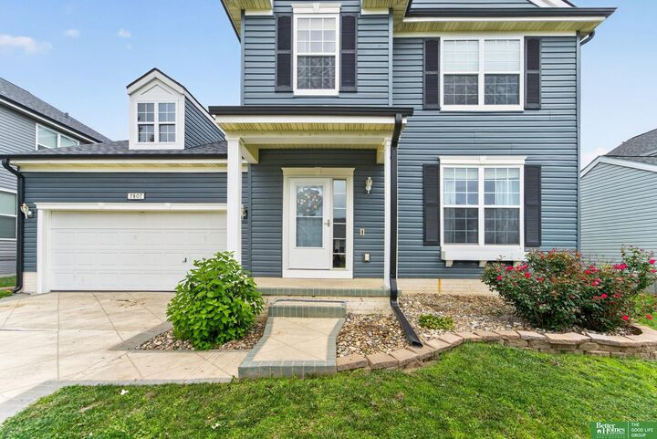 Property Photo:  7807 N 152 Avenue  NE 68007 