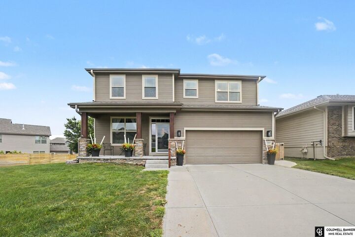 Property Photo: 7507 S 189th Street NE 68136