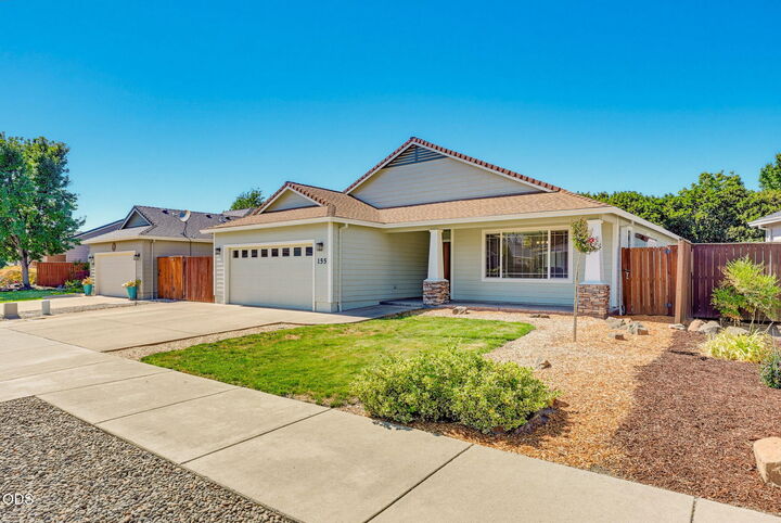 Property Photo: 155 Glenwood Drive OR 97524