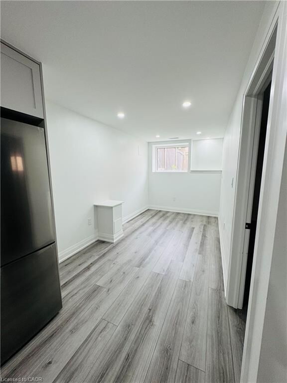 Property Photo:  5450 Bellaggio Crescent Basement  ON L5V 0C6 