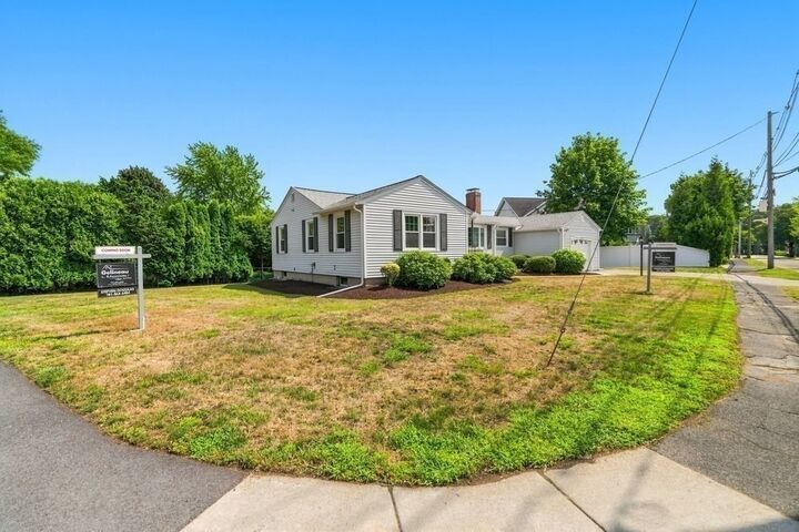 Property Photo:  4 Abbott Rd  MA 02452 