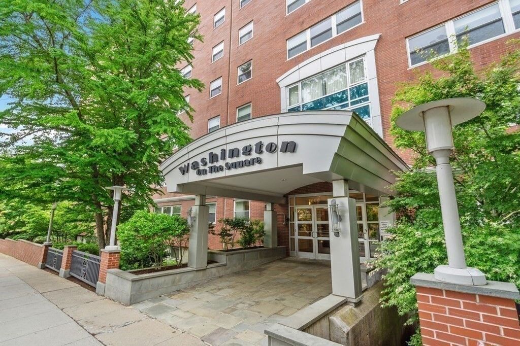 Property Photo:  1600 Beacon St 902  MA 02446 