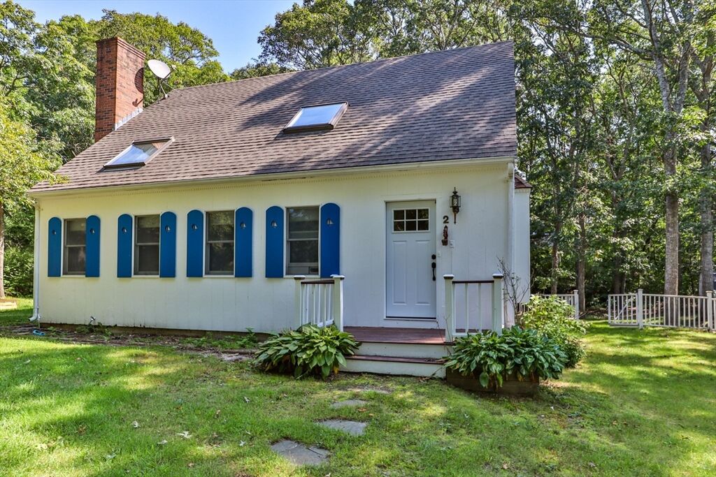 Property Photo:  2 Sharon Ln  MA 02644 