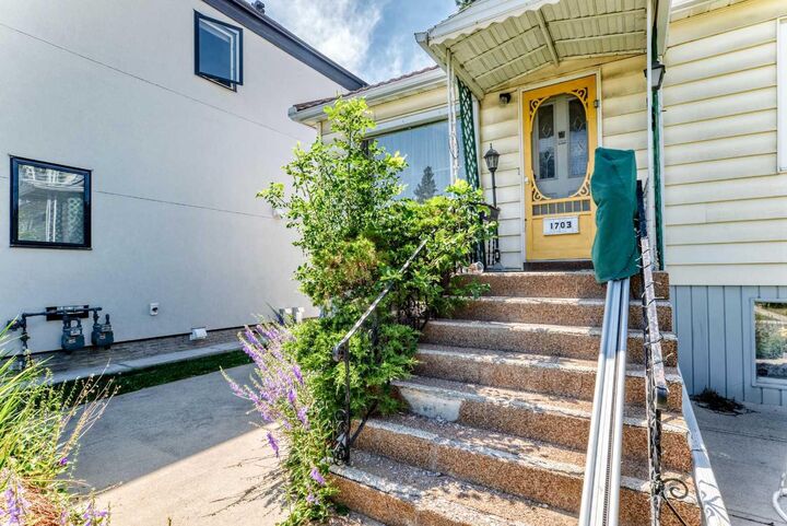 Property Photo: 1703 32 Street SW AB T3C 1N6