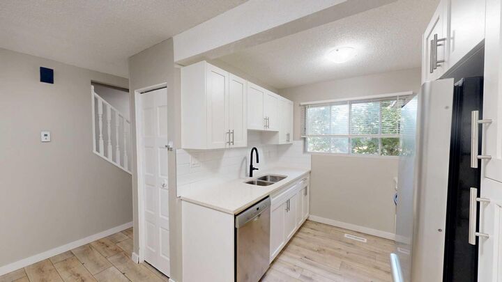 Property Photo:  115 Lafayette Boulevard W 10  AB T1K 4A8 