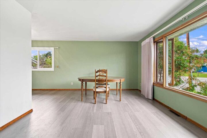 Property Photo: 10281 111 Avenue AB T8V 1T7