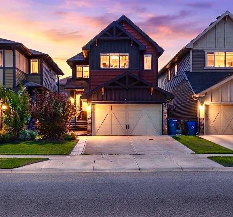 Property Photo: 45 Saddlestone Drive NE AB T3J 0W6
