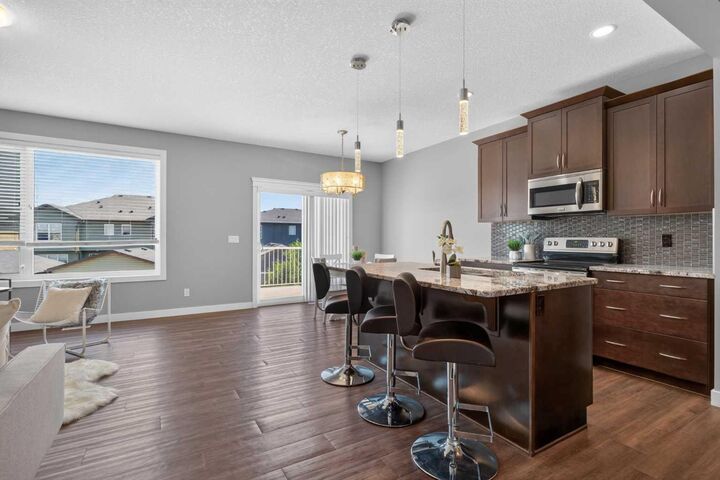 Property Photo: 47 Evanscrest Way NW AB T3P 0P2