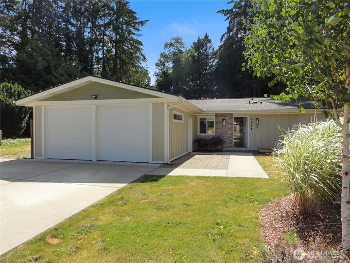 Property Photo: 4911 64th Avenue W WA 98467