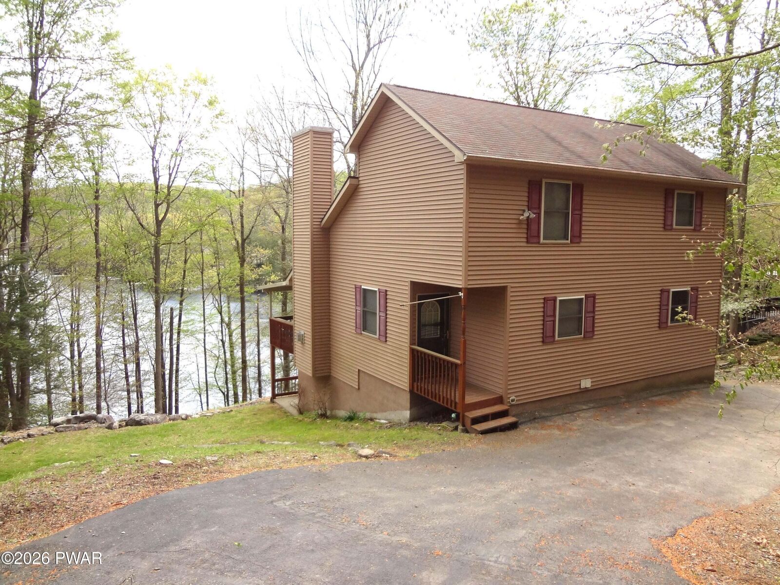 Property Photo:  181 Marina Way  PA 18426 