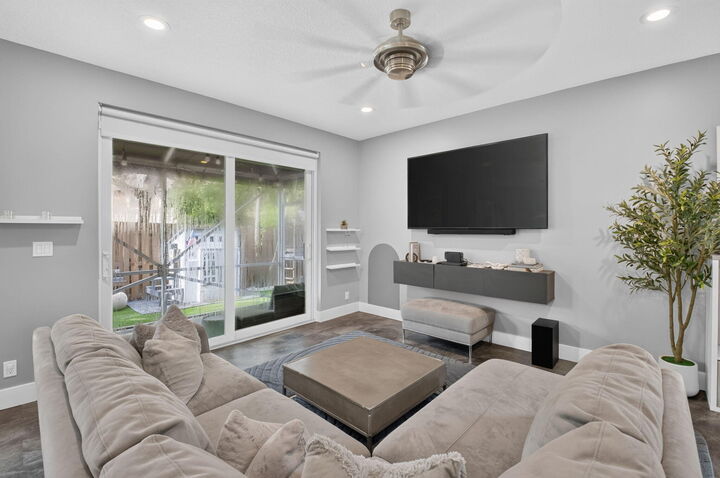 Property Photo: 3616 Asperwood Circle FL 33073
