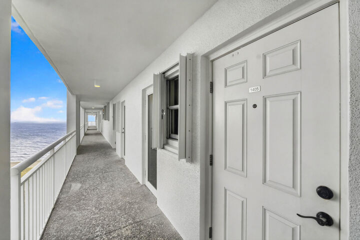 Property Photo: 750 N Ocean Boulevard 1405 FL 33062