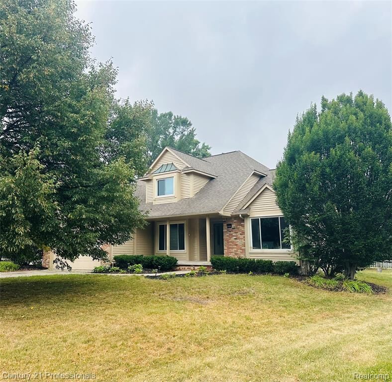 Property Photo:  12220 Moceri Drive  MI 48439 