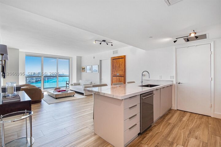 Property Photo:  50 Biscayne Blvd 2706  FL 33132 