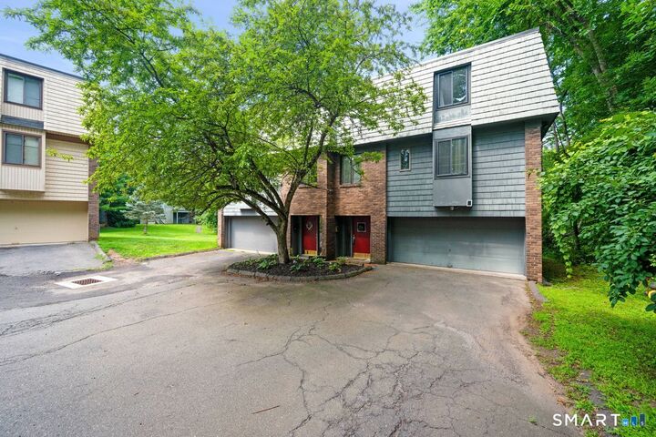 Property Photo:  79 Trolley Crossing Lane 79  CT 06457 