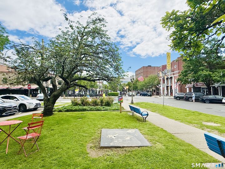 Property Photo:  140 Grove Street 5J  CT 06901 