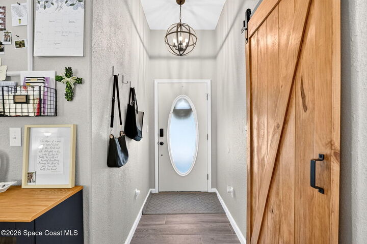 Property Photo:  2419 Larkwood Road  FL 32780 