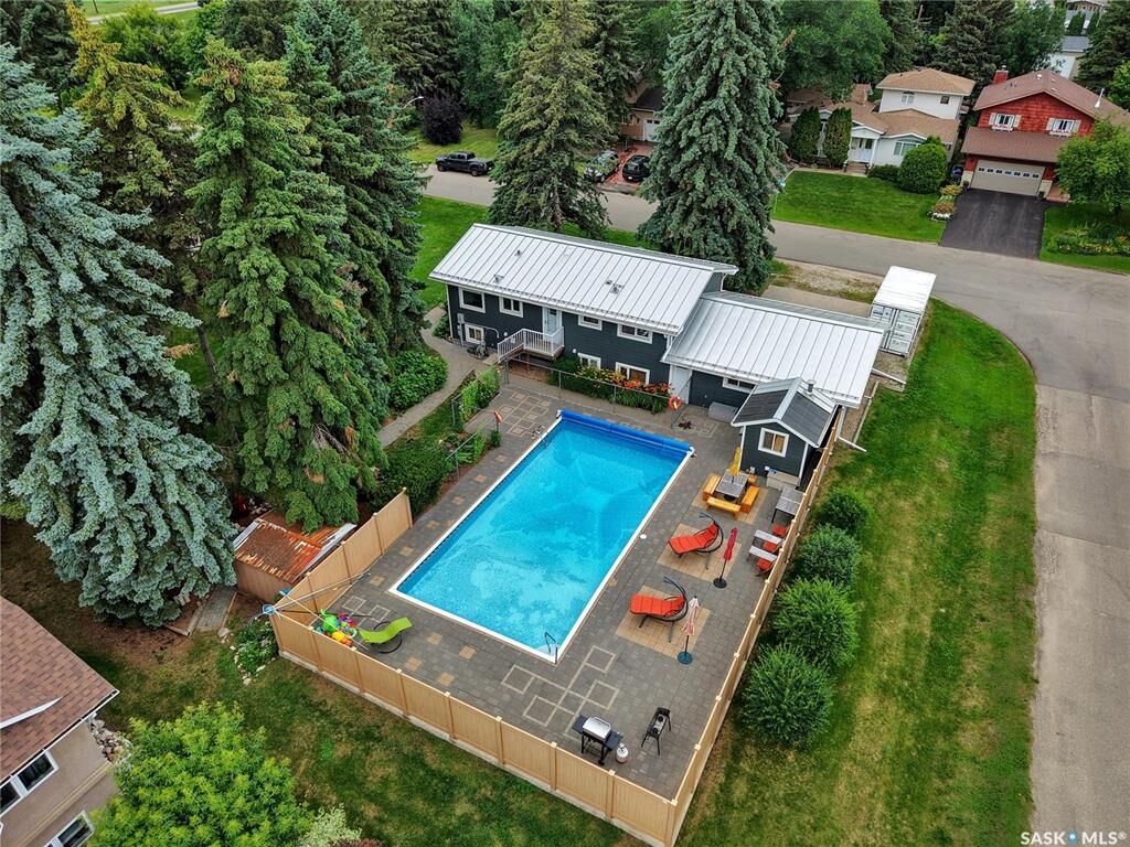 Property Photo:  3425 Dieppe Street  SK S7M 3S8 