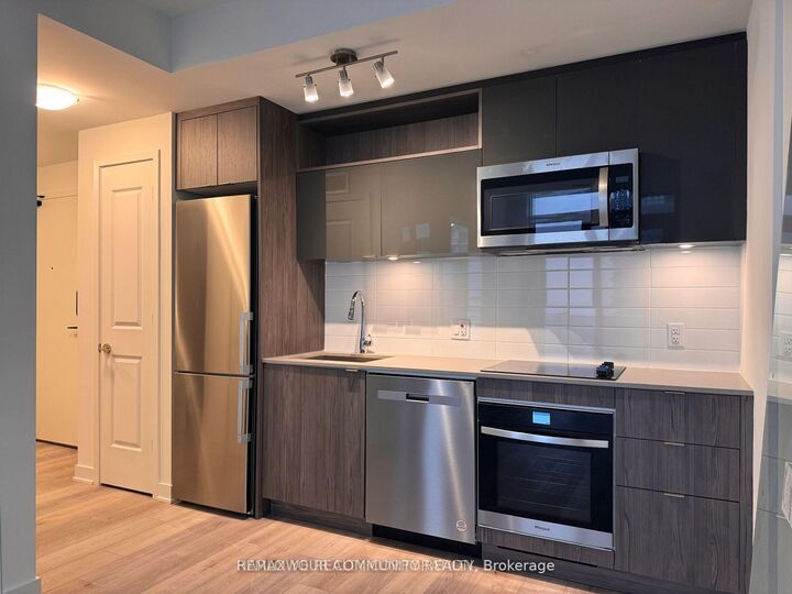 Property Photo: 100 Dalhousie Street 3104 ON M5B 0C7
