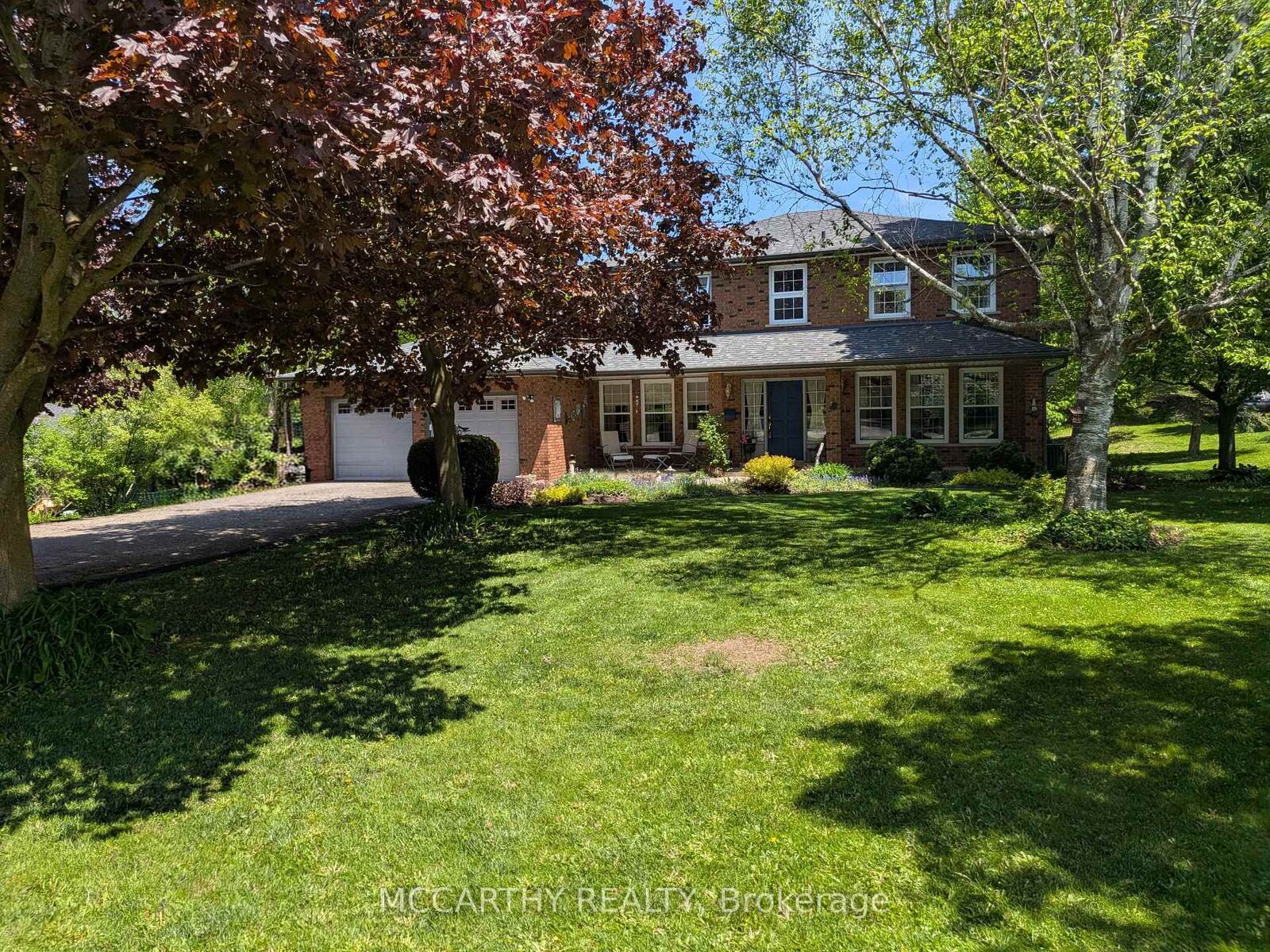 Property Photo: 11 Lynda Avenue ON L9W 1Z4