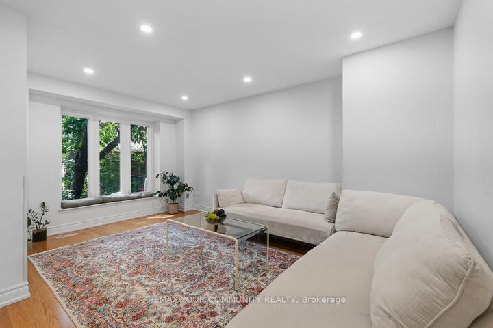 Property Photo: 15 Clematis Road ON M2J 4X1