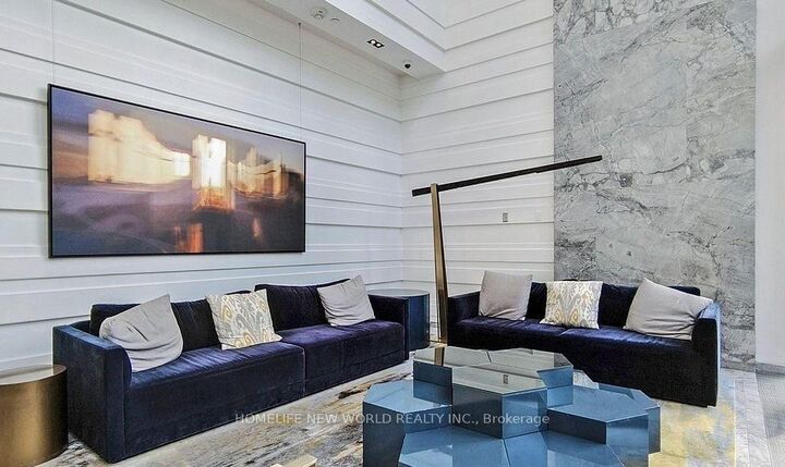 Property Photo:  57 St Joseph Street 2806  ON M5S 0C5 
