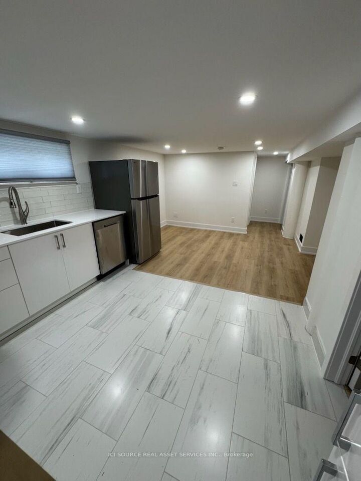 Property Photo:  82 Cleta Drive Lower Basement  ON M1K 3G7 