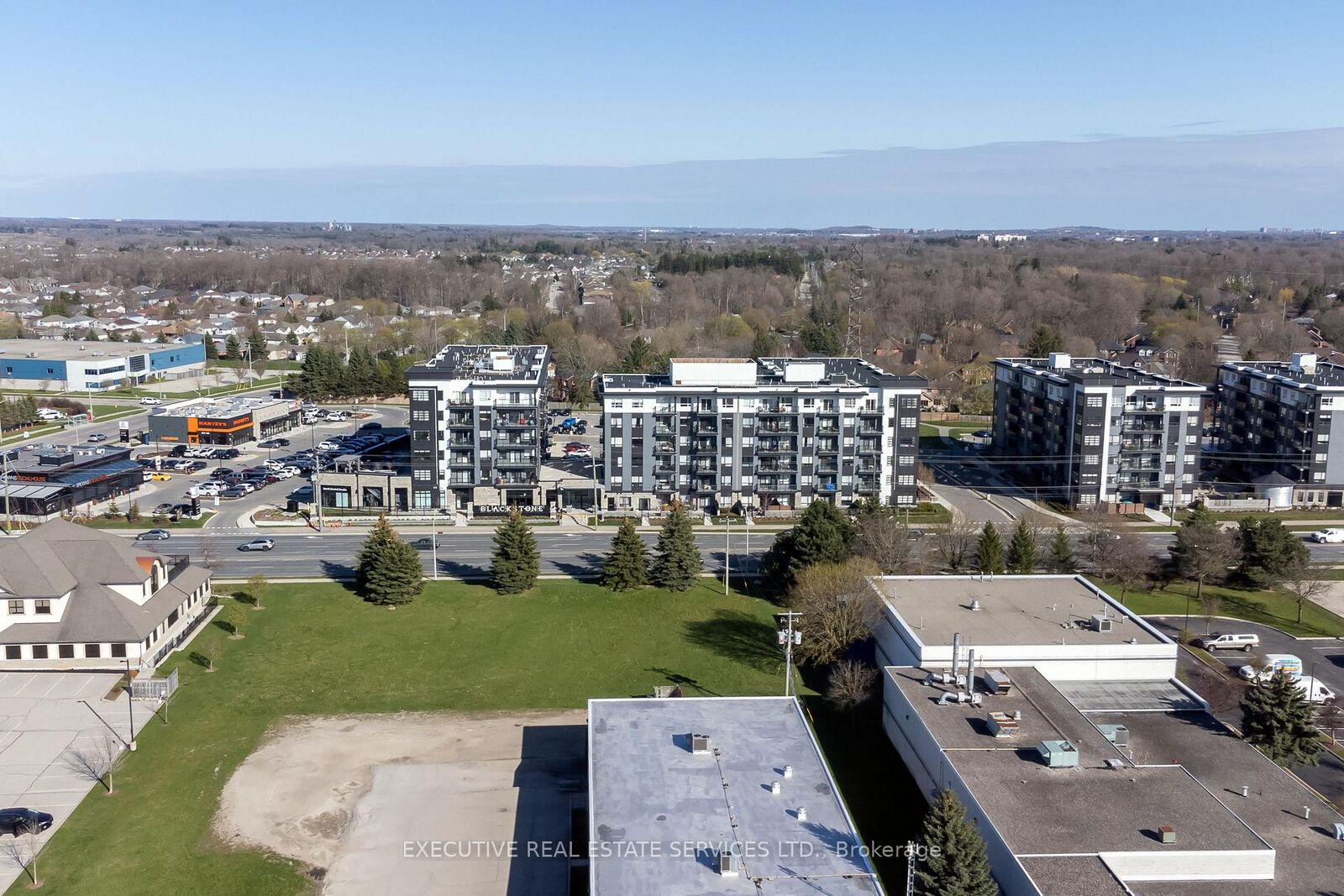 Property Photo:  251 Northfield Drive E 322  ON N2K 0G9 