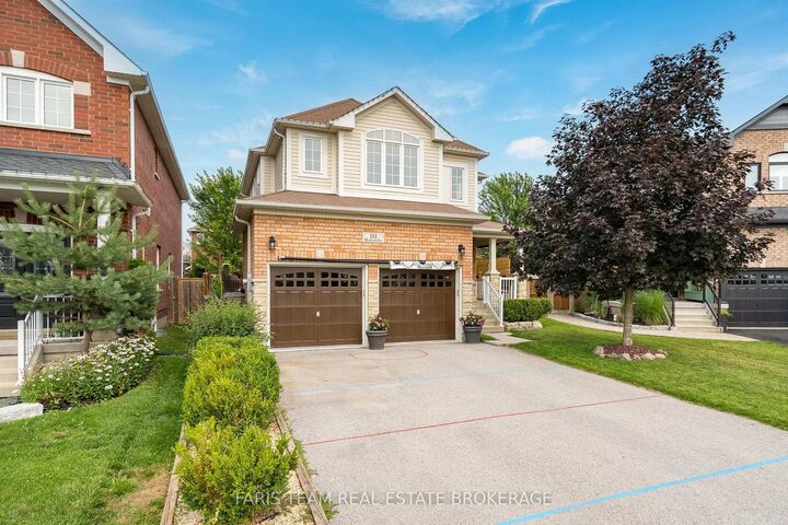 111 Monarchy Street — photo 1