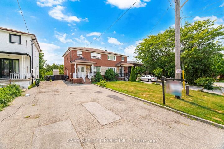Property Photo: 43 Donofree Road ON M6L 2P4