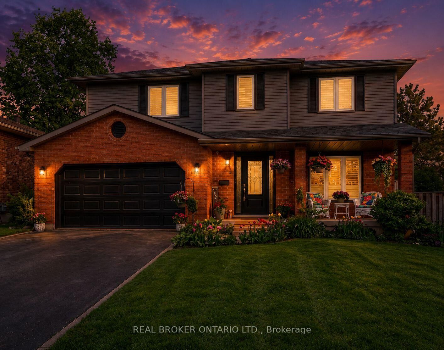 Property Photo: 52 Beckett Drive ON N3T 6G2