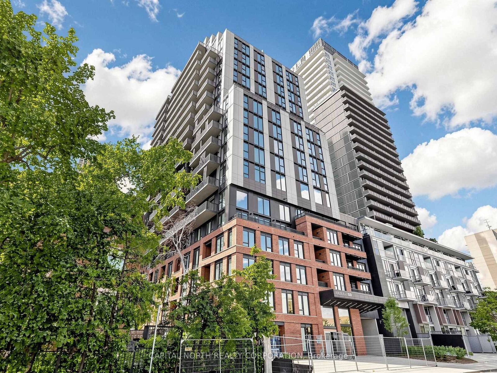 Photo de la propriété:  109 Erskine Avenue 1402  ON M4P 0G8 