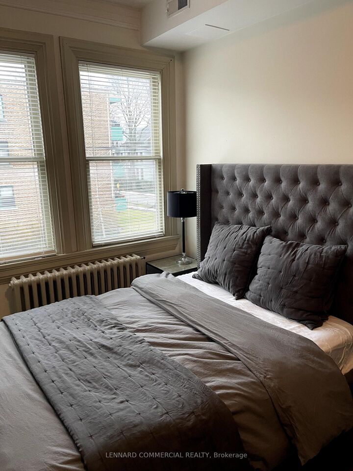 Property Photo:  26 Elm Avenue 4  ON M4W 1N3 
