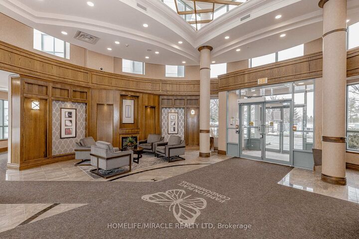 Property Photo: 4850 Glen Erin Drive 1403 ON L5M 7S1