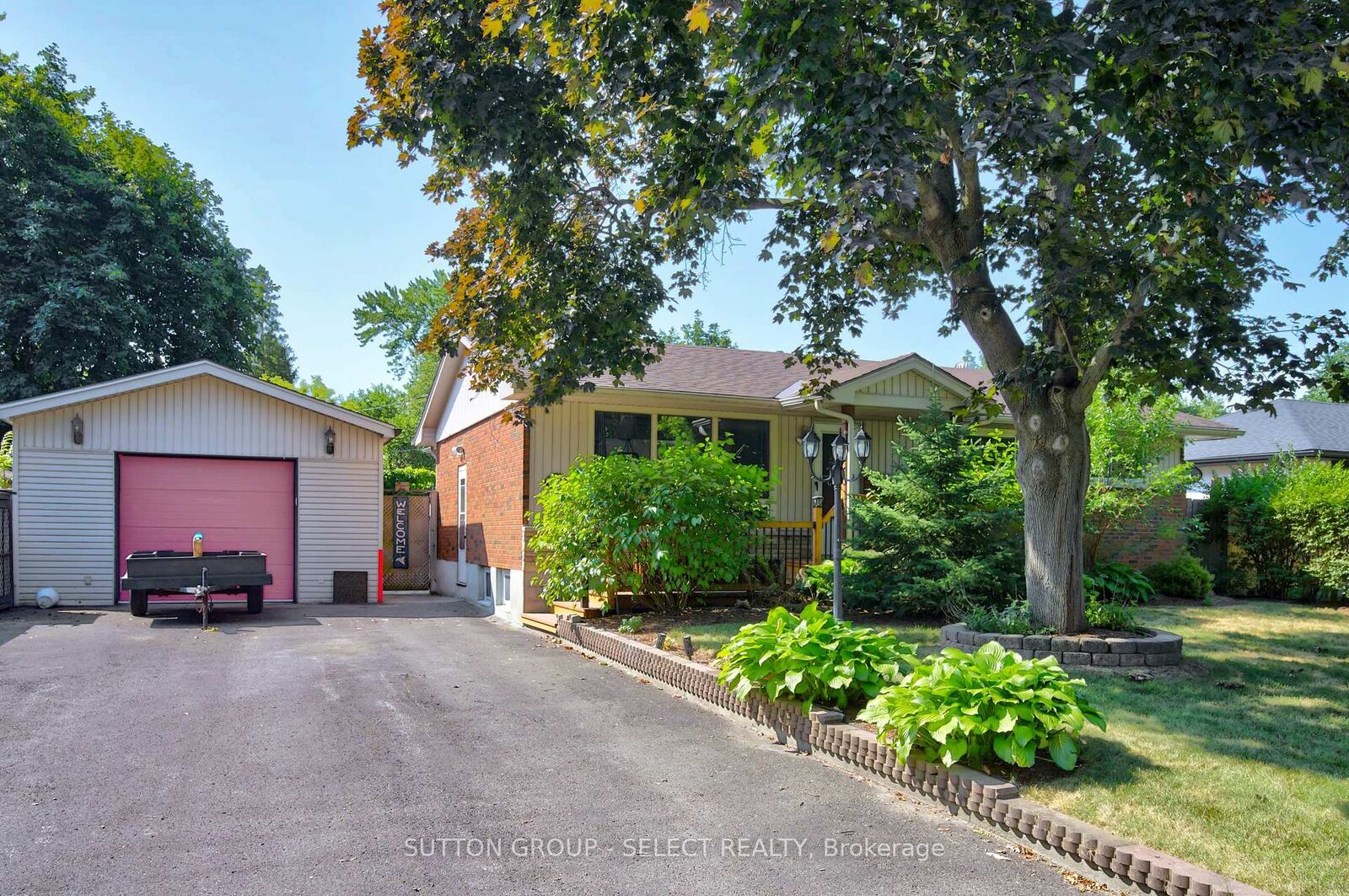 Property Photo:  1470 Perth Avenue  ON N5V 2M5 