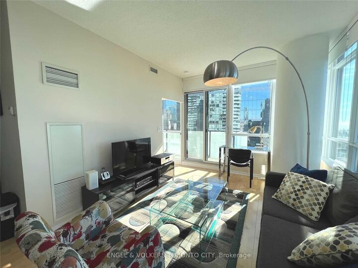 Property Photo:  55 Bremner Boulevard 3910  ON M5J 0A6 