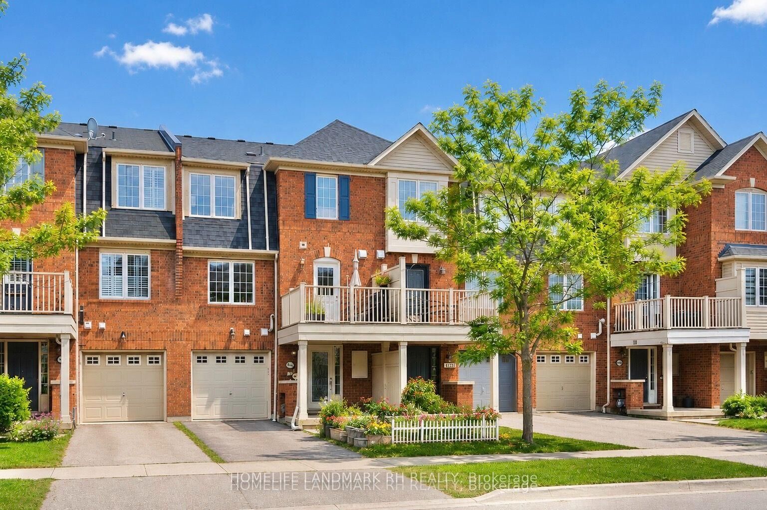 Property Photo: 3060 Dewridge Avenue ON L6M 5J1