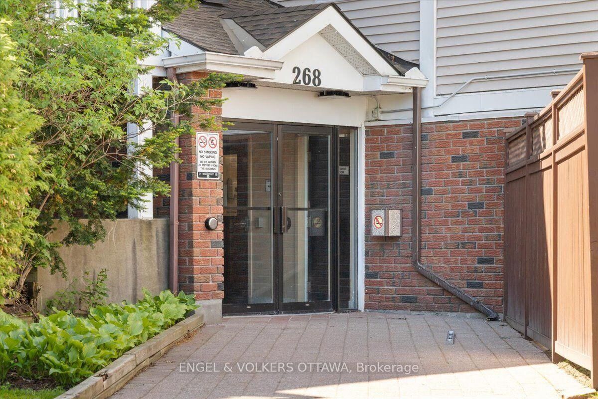 Photo de la propriété:  268 Lorry Greenberg Drive 107  ON K1T 3K1 