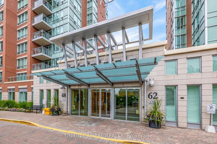 Property Photo:  48 Suncrest Boulevard 102  ON L3T 7Y5 