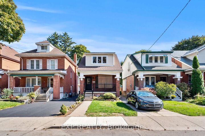 105 Rothsay Avenue — photo 1
