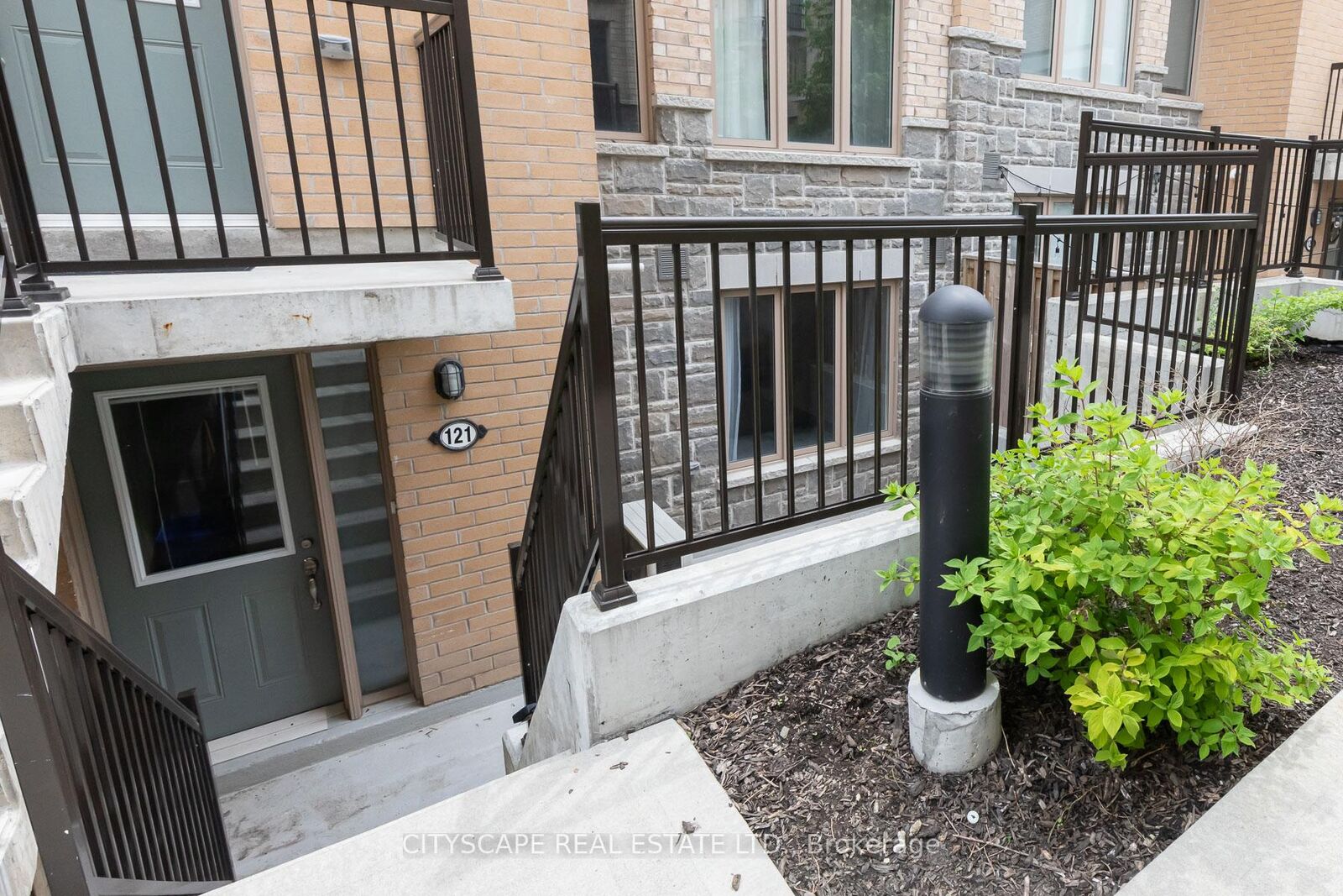 Property Photo:  9 Foundry Avenue 115  ON M6H 0B7 