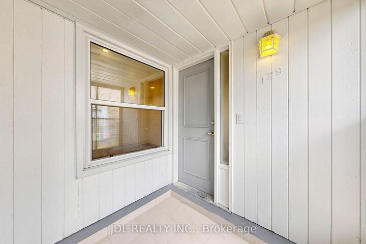 Property Photo: 129 Appleby Crescent ON L3R 4L1