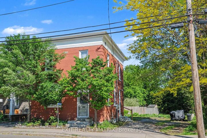 Property Photo: 5505 Osgoode Main Street ON K0A 2W0