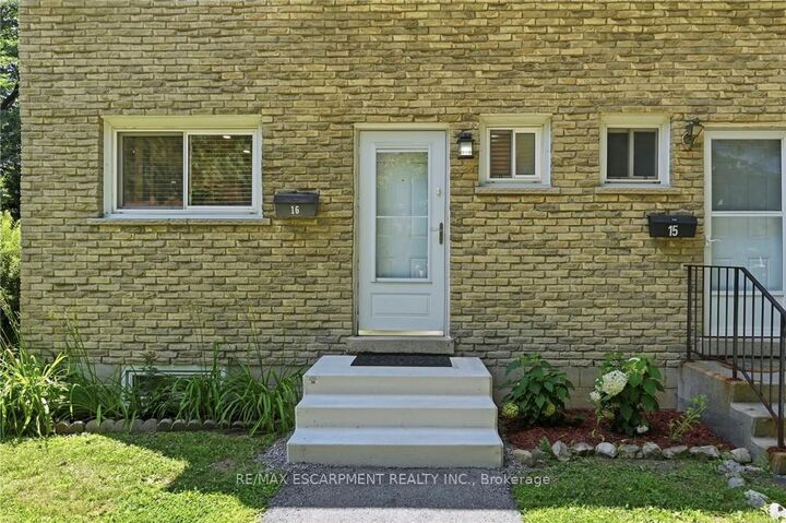 Property Photo: 1420 Garth Street 16 ON L9B 1R6