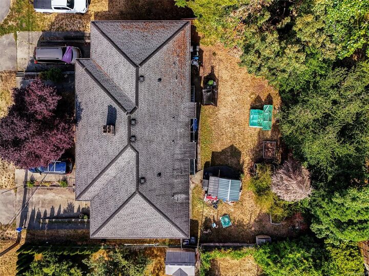 Property Photo: 1564 North Dairy Rd BC V8T 3V3