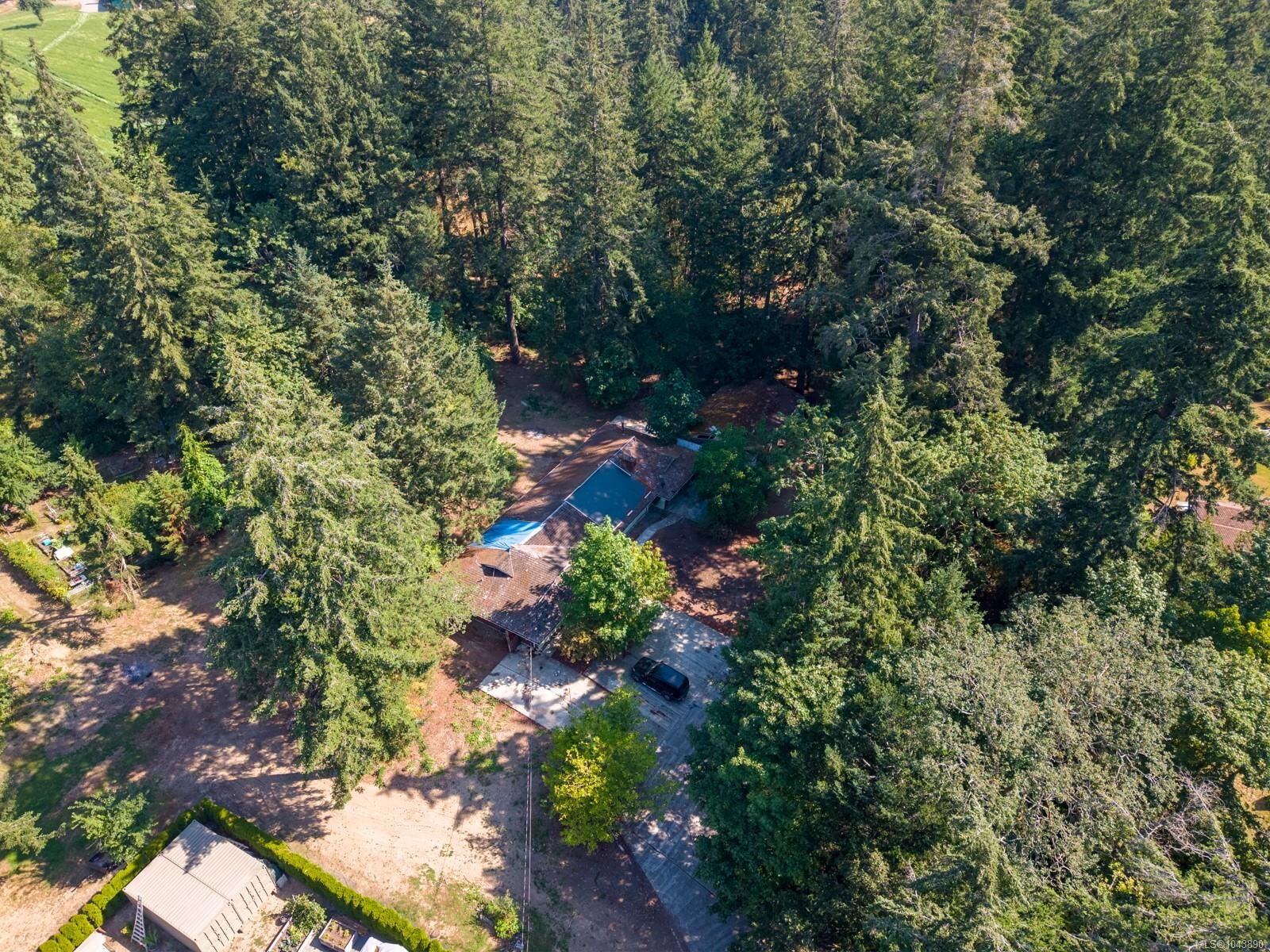 Property Photo: 5805 Jaynes Rd BC V9L 3B9