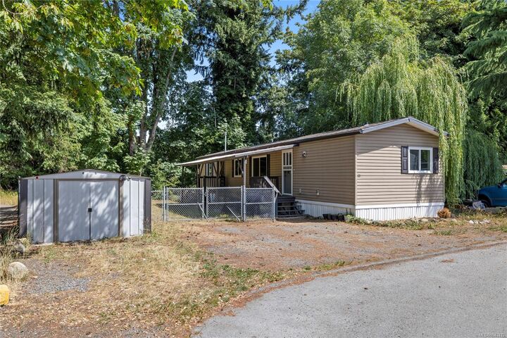 Property Photo: 971 Douglas Ave #80 BC V9R 6C1