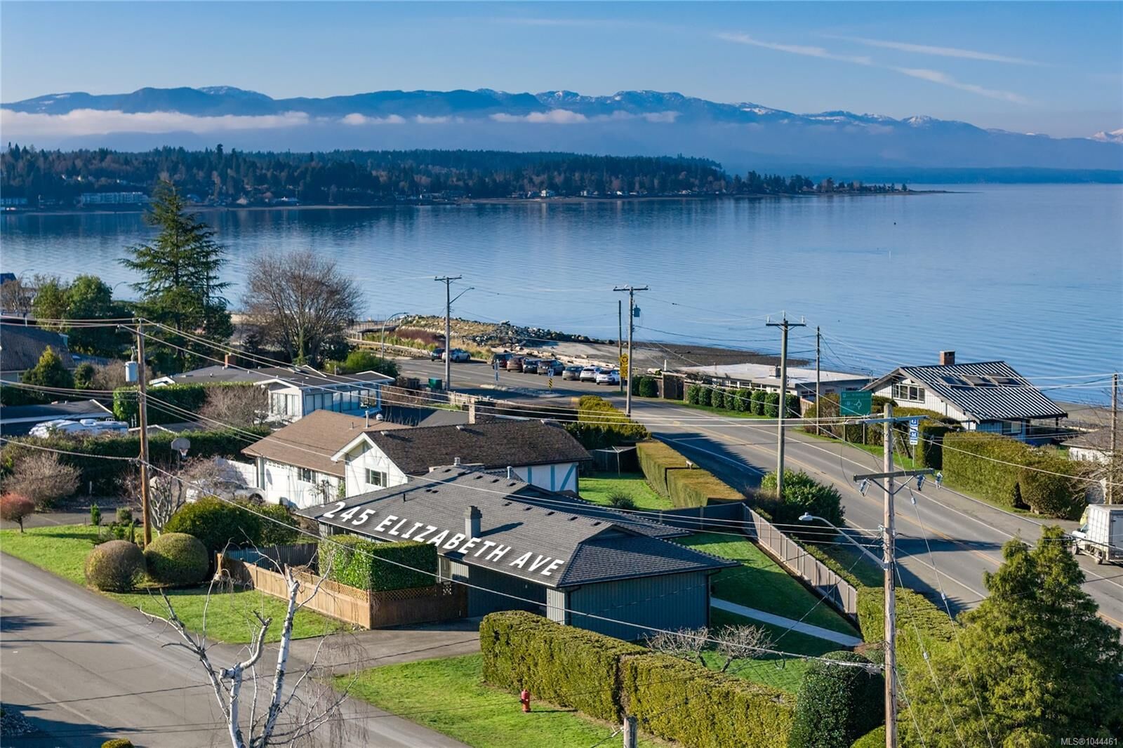 Property Photo: 245 Elizabeth Ave BC V9K 1G8