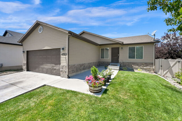 Property Photo:  4523 N Buckboard St  UT 84005 