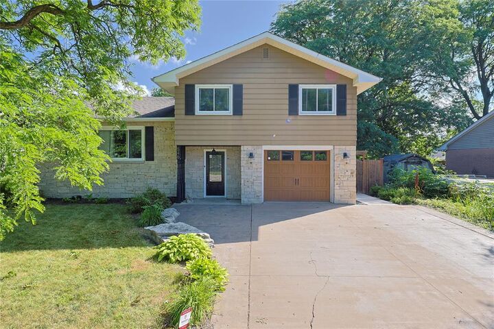 546 Princess Street — photo 1